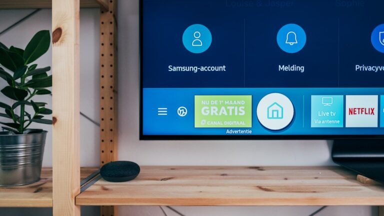 Living room TV streaming IPTV Ireland — StreamerATV