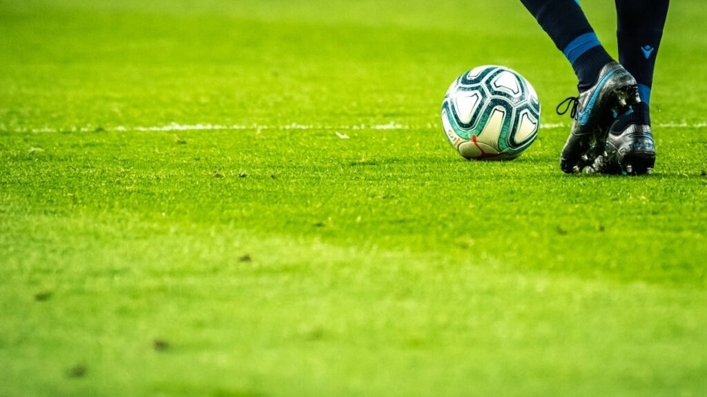 Premier League football stadium match — StreamerATV